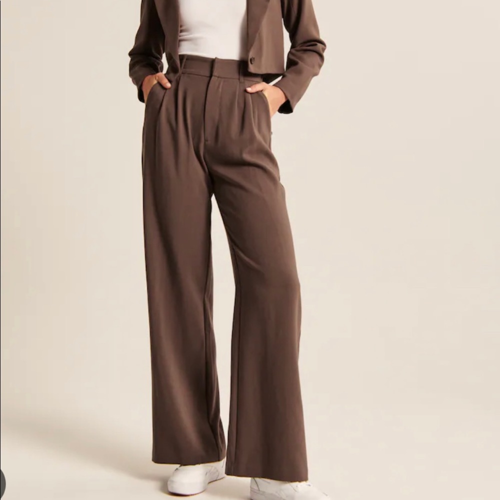 Abercrombie and Fitch wide leg tailored pants